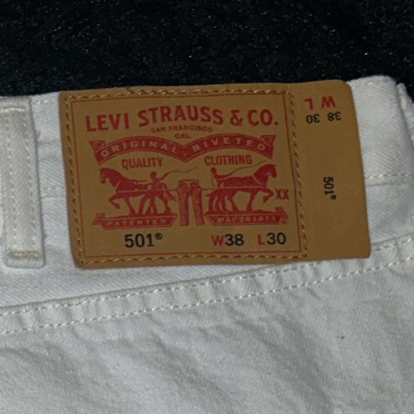 LEVIS 501 Size 38 - Picture 2 of 3